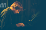 “LV džeza sērijā 2021” uzstāsies pianists Toms Mikāls